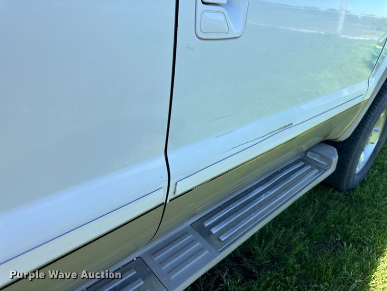 image for item DS4149 2009 Ford F250 Super Duty Crew Cab pickup truck