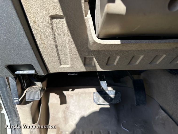 image for item DS4149 2009 Ford F250 Super Duty Crew Cab pickup truck