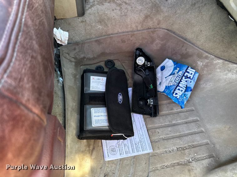 image for item DS4149 2009 Ford F250 Super Duty Crew Cab pickup truck