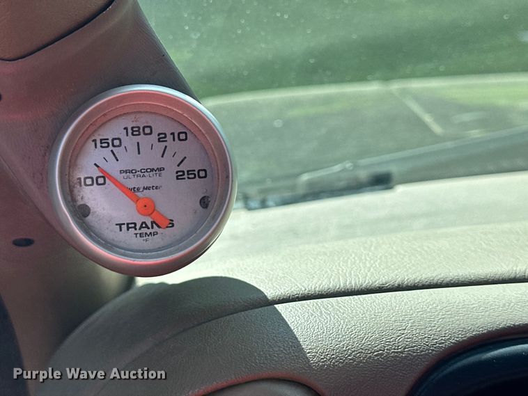 image for item DS4160 2000 Chevrolet C3500 pickup truck