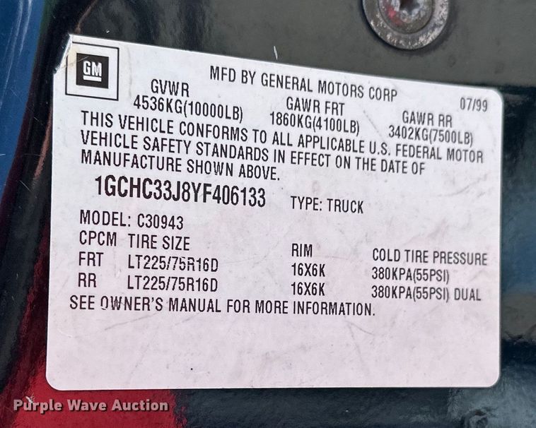 image for item DS4160 2000 Chevrolet C3500 pickup truck