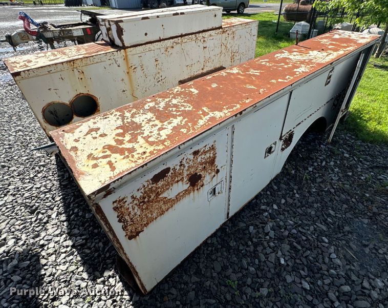 image for item DX0458 Utility bed