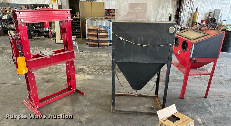 image for item DX0461 AGT Industrial shop press