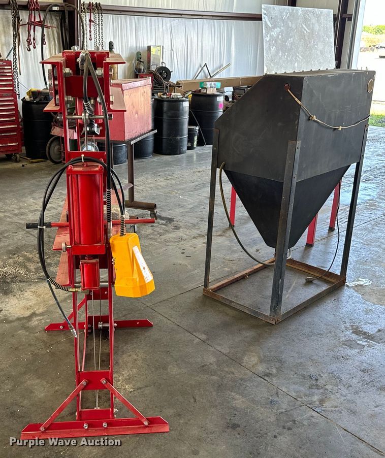 image for item DX0461 AGT Industrial shop press