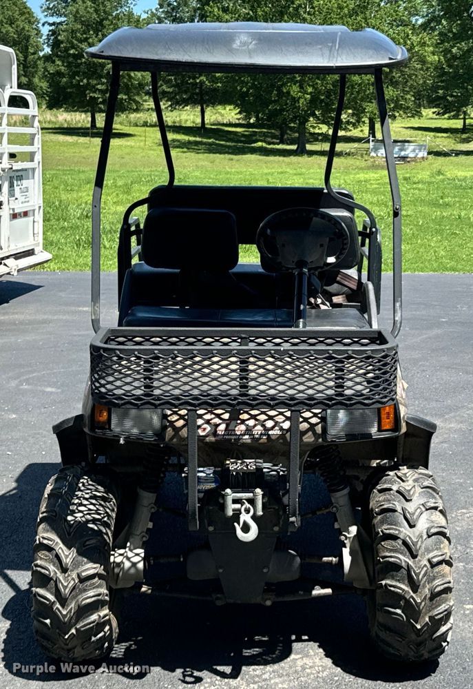 image for item DX0464 2009 Stealth Patriot golf cart