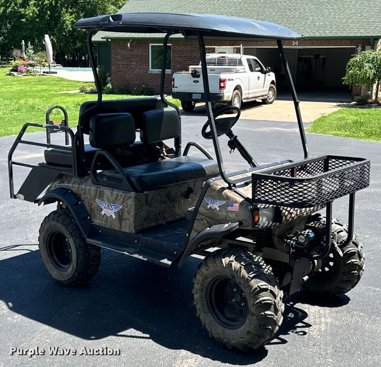 image for item DX0464 2009 Stealth Patriot golf cart