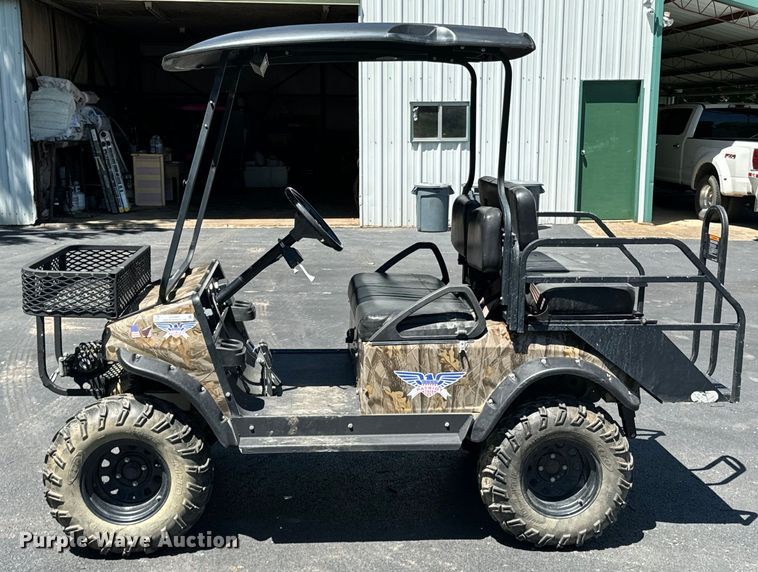 image for item DX0464 2009 Stealth Patriot golf cart