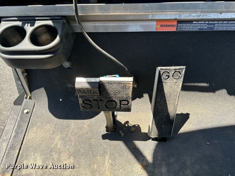 image for item DX0464 2009 Stealth Patriot golf cart