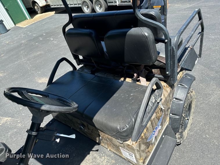 image for item DX0464 2009 Stealth Patriot golf cart