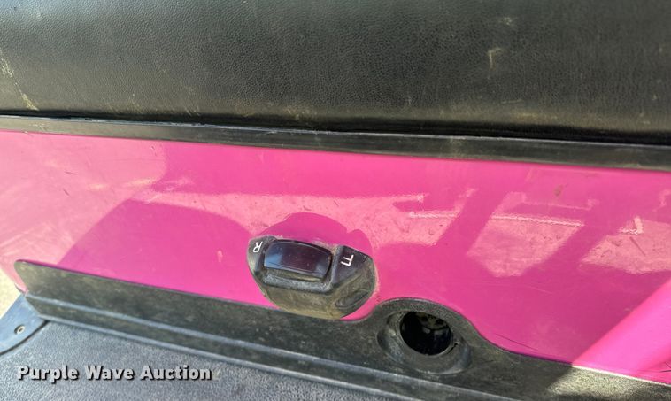 image for item DX0465 2011 Club Car Precedent golf cart