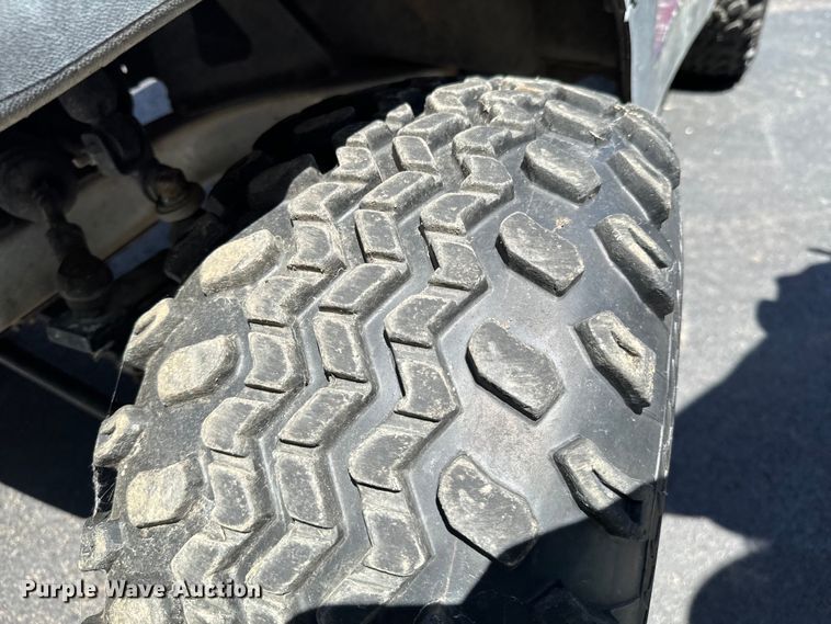 image for item DX0465 2011 Club Car Precedent golf cart