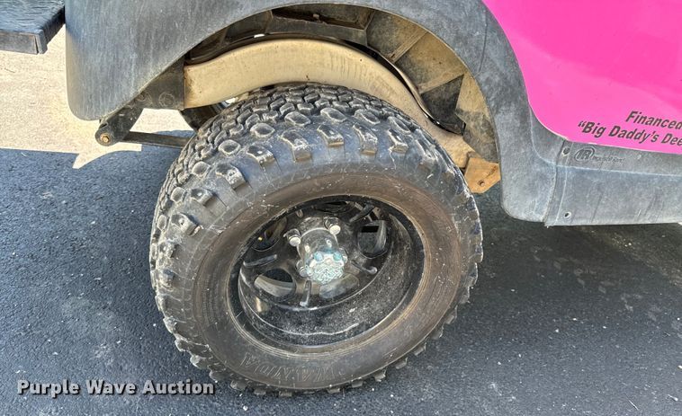 image for item DX0465 2011 Club Car Precedent golf cart