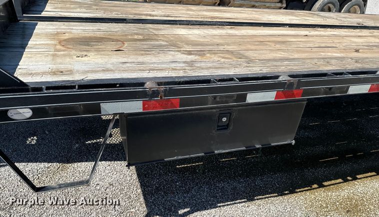 image for item DX0470 2013 Dressen Custom 830GS-36 equipment trailer