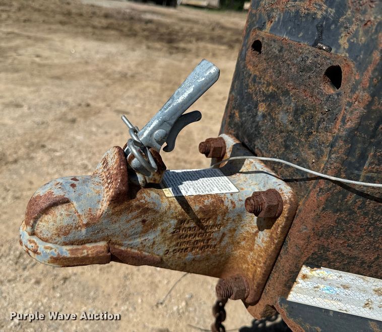 image for item DX0472 Load Max equipment trailer