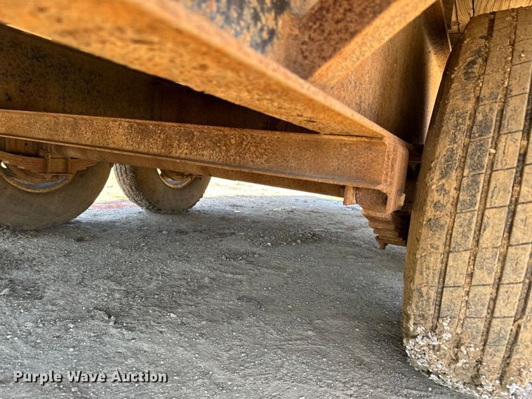 image for item DX0472 Load Max equipment trailer