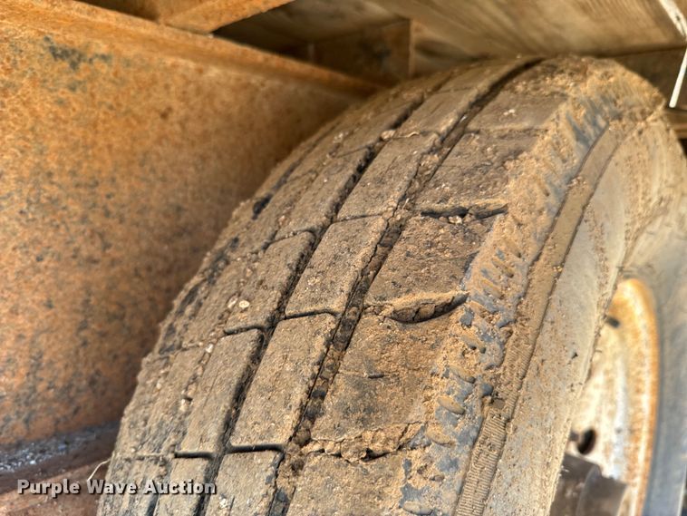 image for item DX0472 Load Max equipment trailer