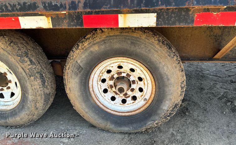 image for item DX0472 Load Max equipment trailer