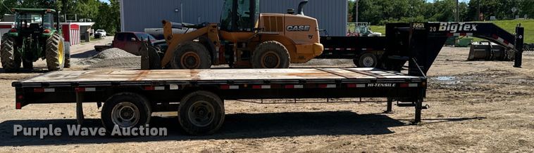 image for item DX0473 2010 Big Tex 22GN-22 equipment trailer