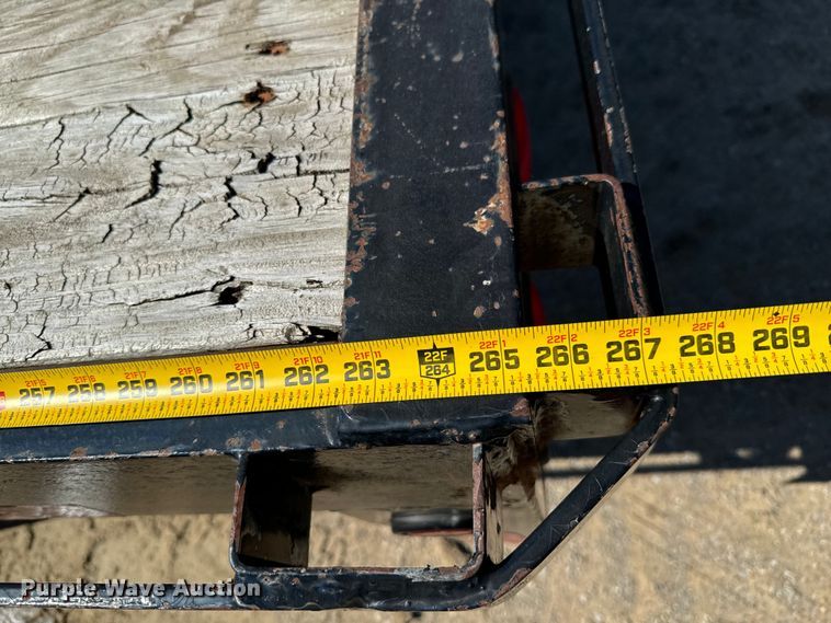 image for item DX0473 2010 Big Tex 22GN-22 equipment trailer