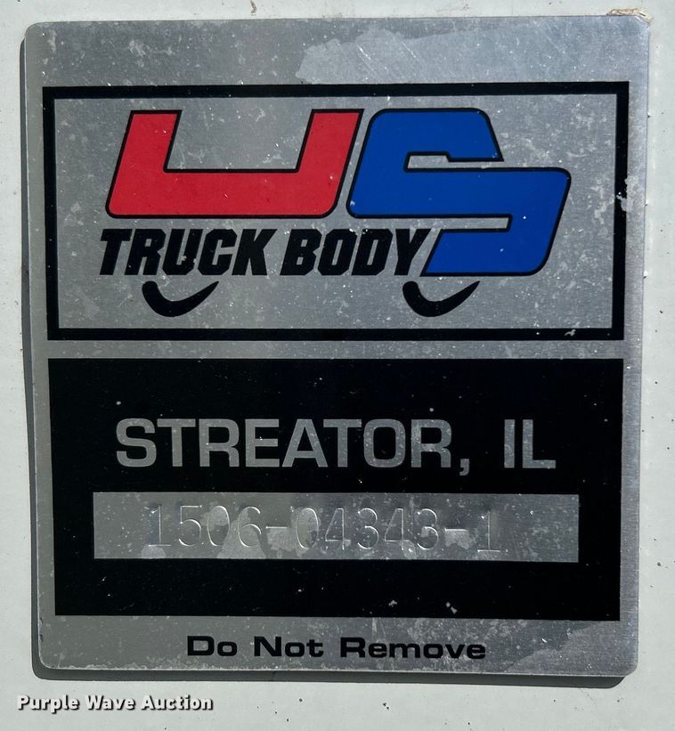 image for item EG1372 2016 Isuzu NPR box truck