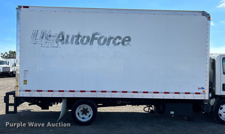 image for item EG1372 2016 Isuzu NPR box truck