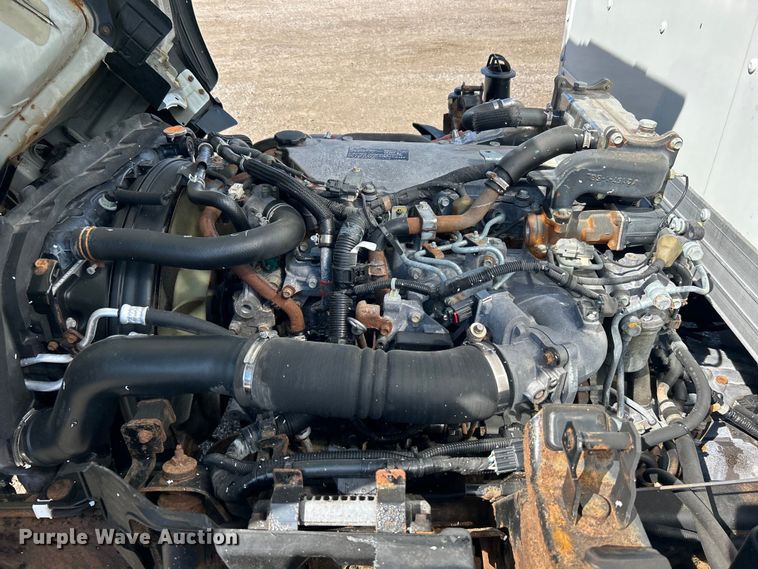 image for item EG1372 2016 Isuzu NPR box truck