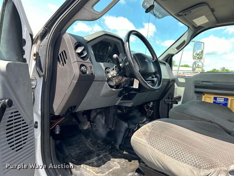 image for item EG1524 2011 Ford F650 Super Duty flatbed truck