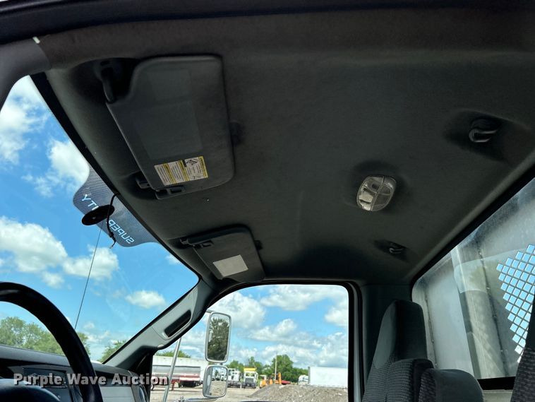 image for item EG1524 2011 Ford F650 Super Duty flatbed truck