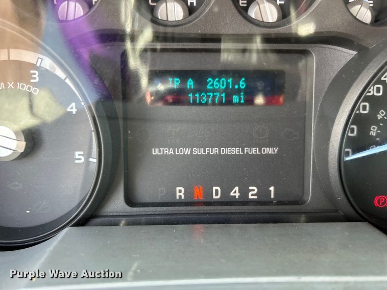 image for item EG1524 2011 Ford F650 Super Duty flatbed truck