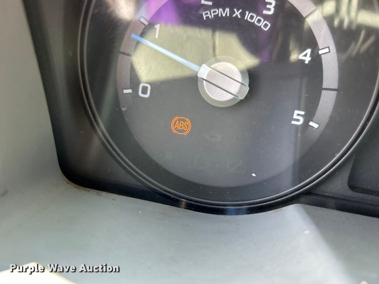 image for item EG1524 2011 Ford F650 Super Duty flatbed truck