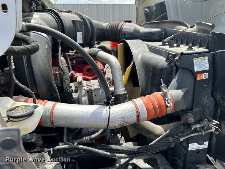 image for item EG1524 2011 Ford F650 Super Duty flatbed truck