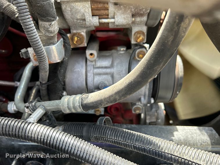 image for item EG1524 2011 Ford F650 Super Duty flatbed truck