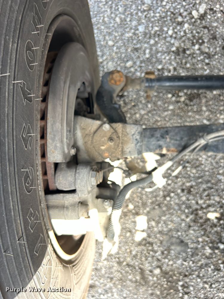 image for item EG1524 2011 Ford F650 Super Duty flatbed truck