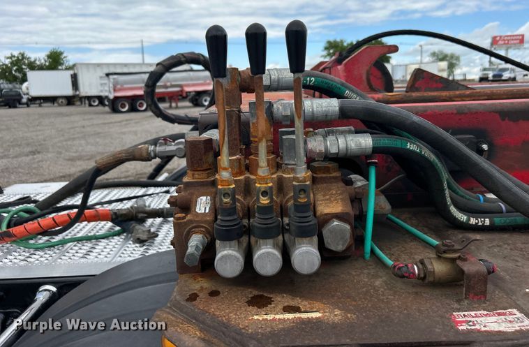 image for item EG1526 2003 Galbreth A5-EX-250 container trailer