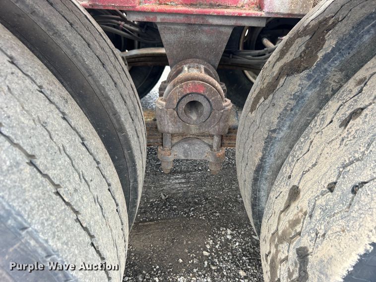 image for item EG1526 2003 Galbreth A5-EX-250 container trailer