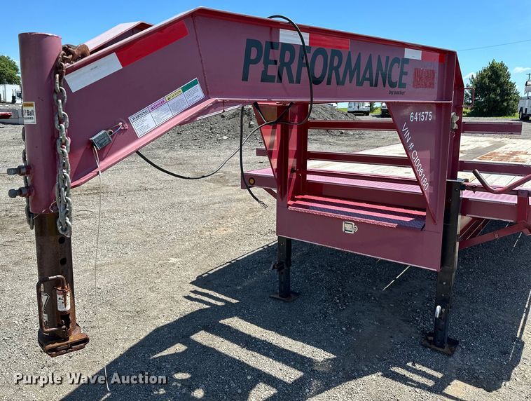 image for item EG1553 2013 Parker Performance  equipment trailer