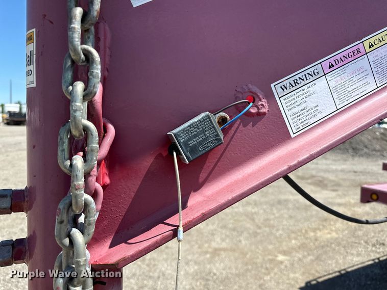 image for item EG1553 2013 Parker Performance  equipment trailer