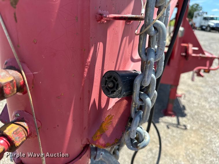 image for item EG1556 2013 Tophat OTWG26X8.5-22.5E-F equipment trailer