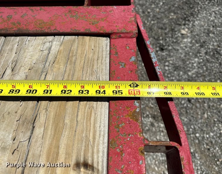 image for item EG1556 2013 Tophat OTWG26X8.5-22.5E-F equipment trailer