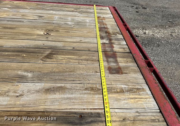 image for item EG1556 2013 Tophat OTWG26X8.5-22.5E-F equipment trailer