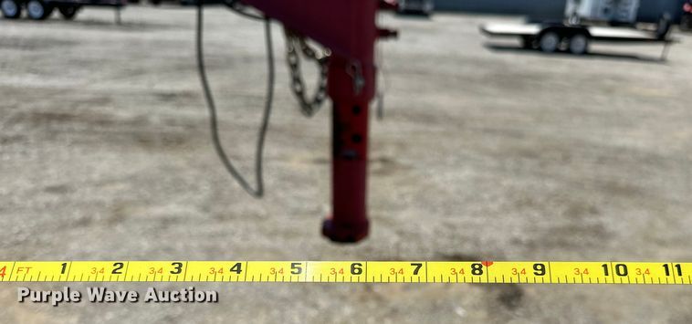 image for item EG1556 2013 Tophat OTWG26X8.5-22.5E-F equipment trailer