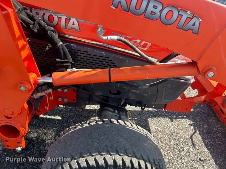 image for item EG1576 Kubota L3540 tractor