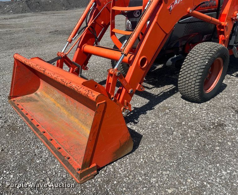 image for item EG1576 Kubota L3540 tractor