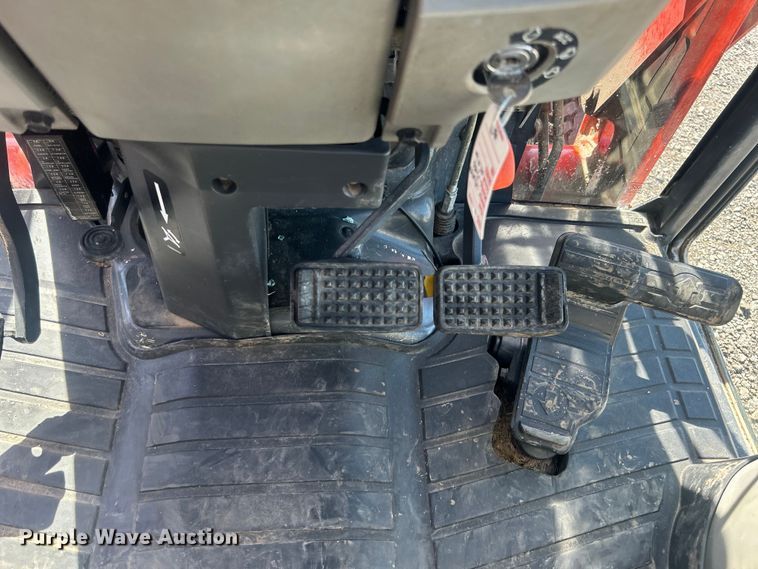 image for item EG1576 Kubota L3540 tractor