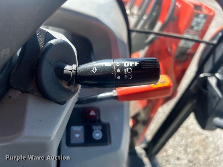 image for item EG1576 Kubota L3540 tractor