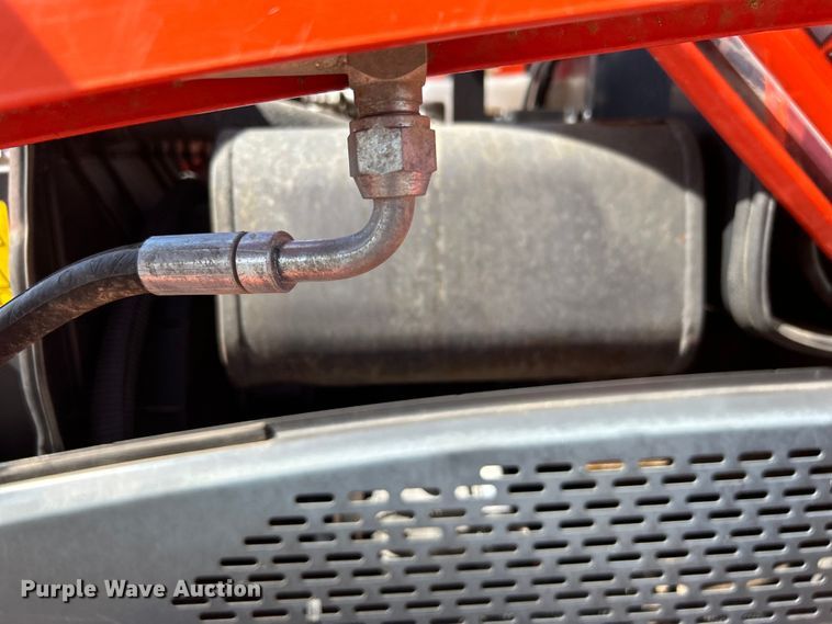 image for item EG1576 Kubota L3540 tractor