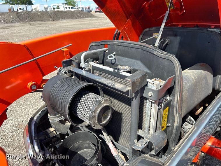 image for item EG1576 Kubota L3540 tractor