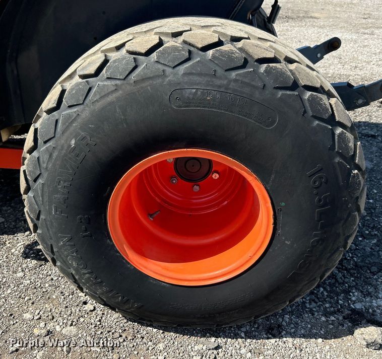 image for item EG1576 Kubota L3540 tractor