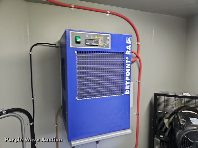 image for item EI3806 2020 Spartan  SP8X18TA spray foam enclosed trailer