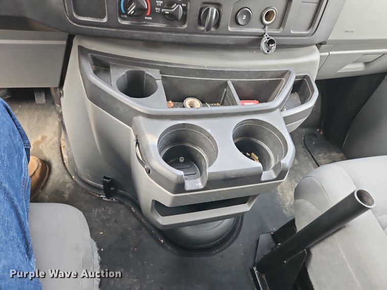 image for item EI3817 2014 Ford E150 van